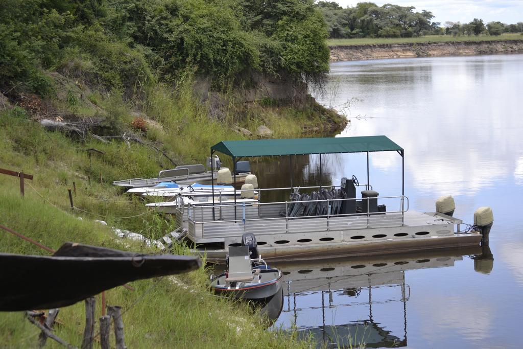 Zambezi Mubala Camp Hotel Katima Mulilo Exterior photo